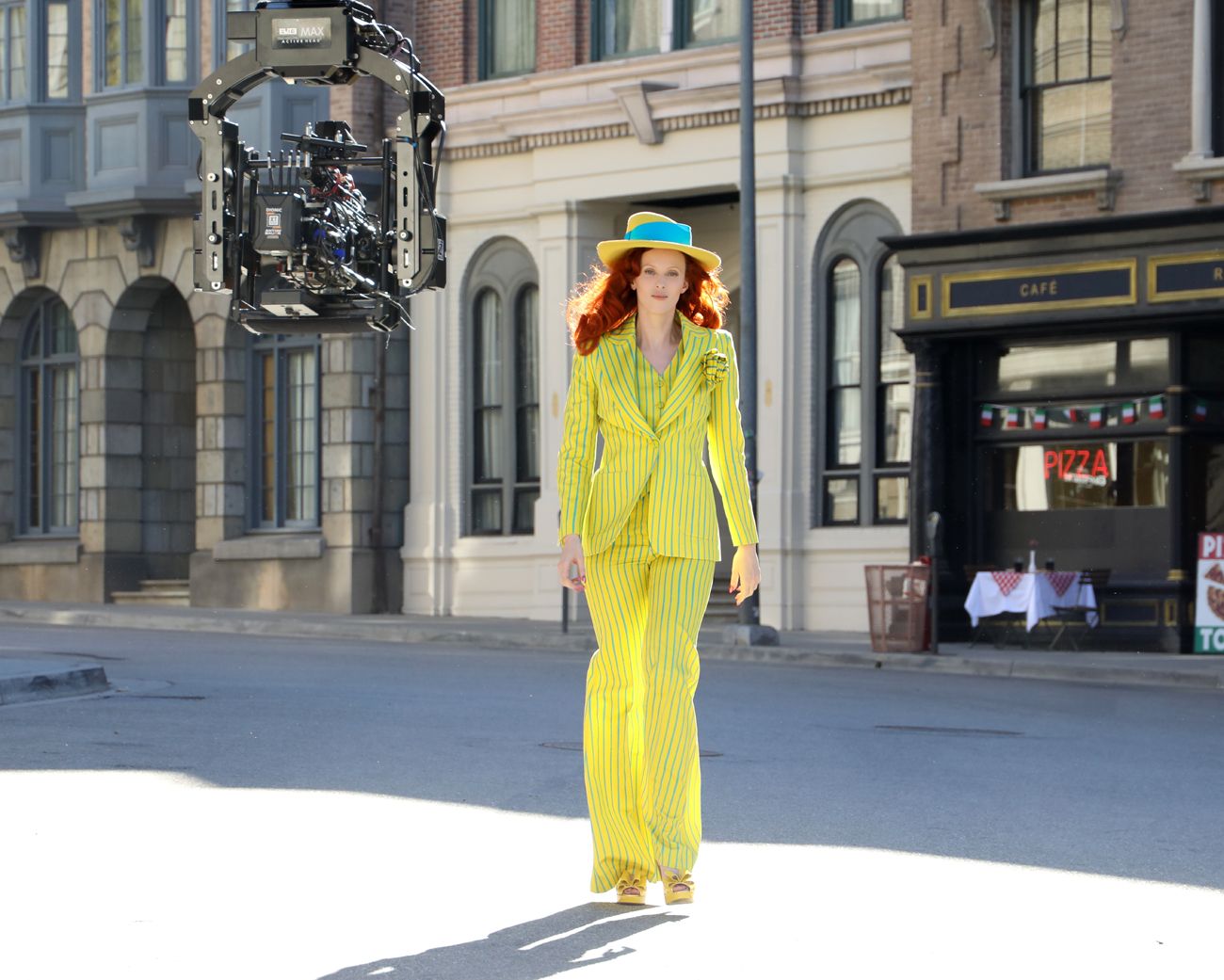 Karen Elson in Moschino karen elson in moschino